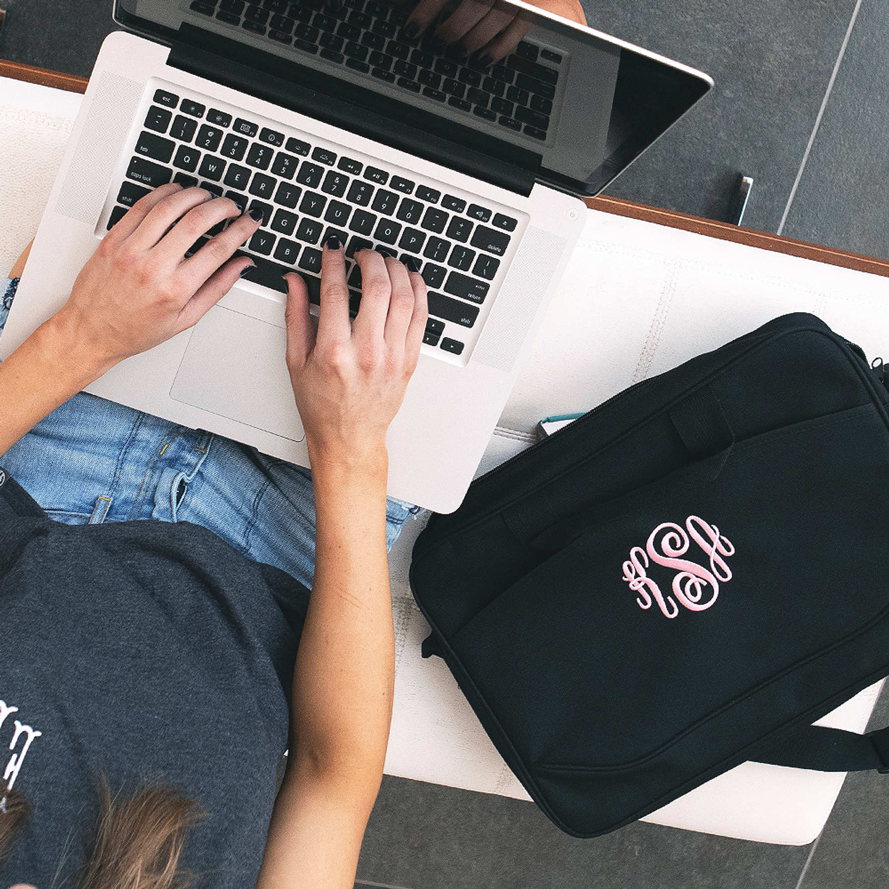 Personalized Laptop Case with Strap Marleylilly