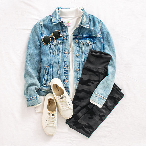 dark camo high rise leggings flatlay