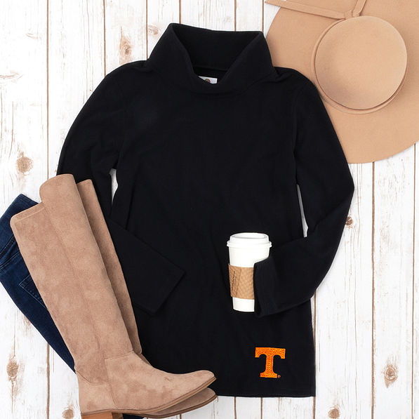 Black Tennessee Fleece Tunic OOTD