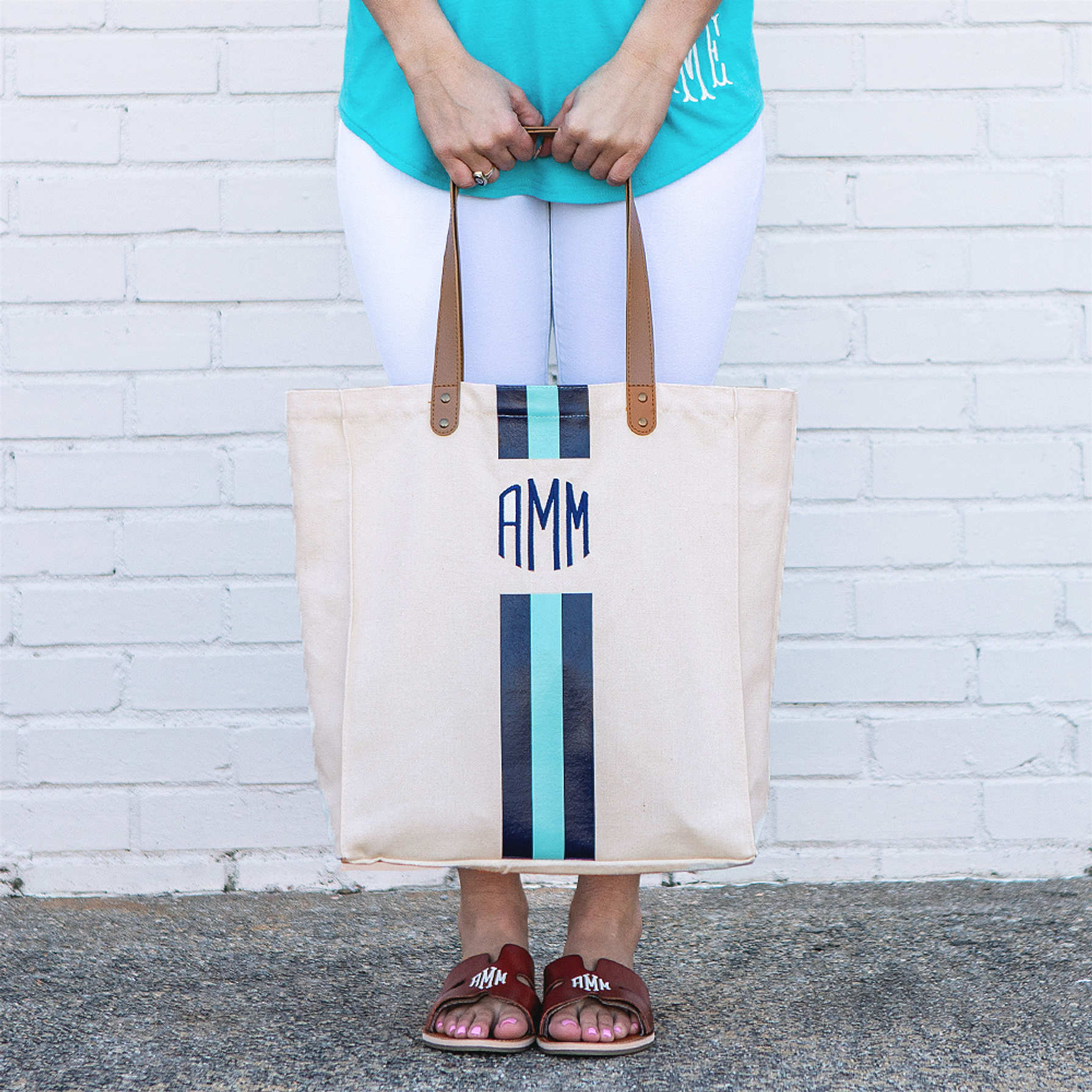 Monogrammed Canvas Bag - Marleylilly