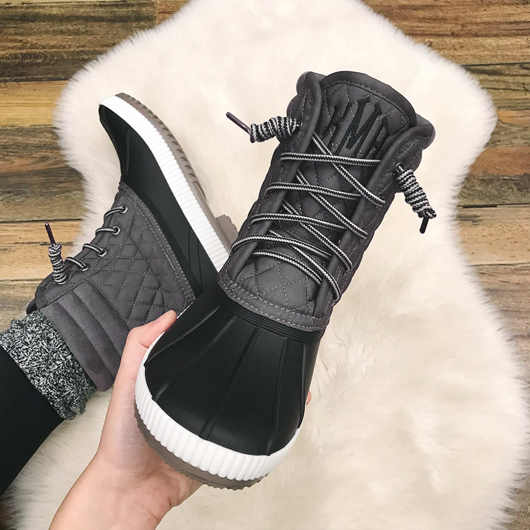 saltwater nylon quilted duck boot