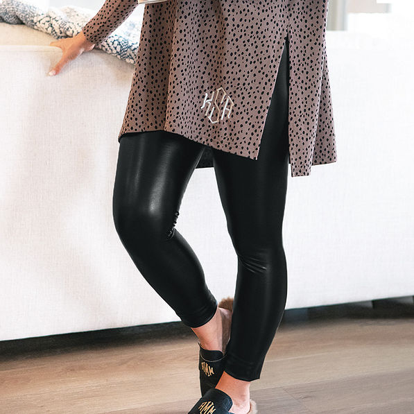 https://images.marleylilly.com/profiles/ml-product-detail/product/93413/Ska-up-close-of-black-faux-leather-leggings.jpg