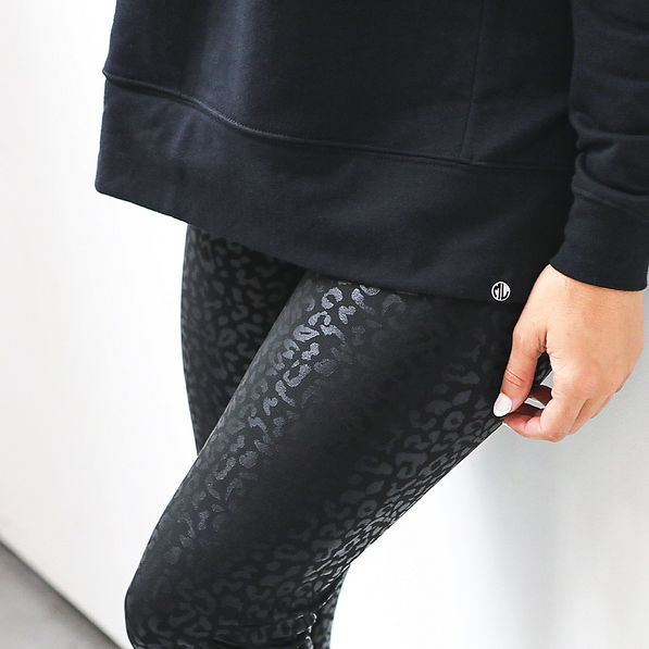 onyx leopard faux leather leggings up close