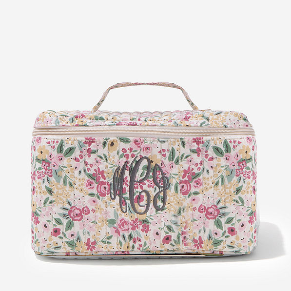 Timeless Beauty Travel Bag Thirty-One Review & Giveaway