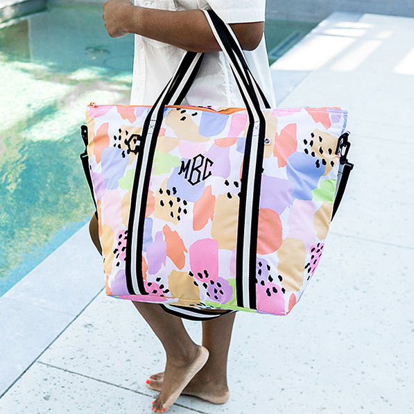 model holding melon patch xl cooler