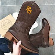 Baylor bears cowboy boots with jeans
