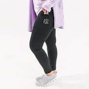 black colorblock monogrammed leggings with phone in pocket zoomed