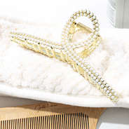 gold hair clip set flatlay