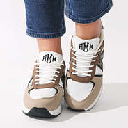 front view of classic sneaker