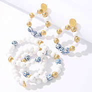 close up of the coastal jewelry set