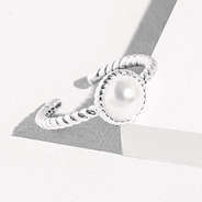 close up of pearl silver adjustable ring