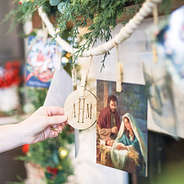 christmas cards on personalized photo wooden garland