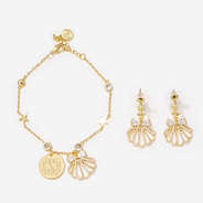 Monogrammed Shell Bracelet Set in Gold