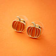 Pumpkin earrings close-up