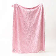 pink bow blanket in hands