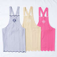 trio scalloped apron