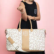 Girl wearing Leopard Weekender in neutral leopard