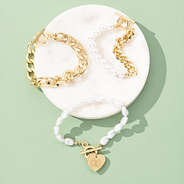 Chainlink Pearl Bracelet Stack on green