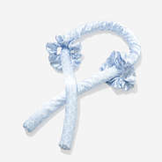 Heatless Curls Set in Blue Shells