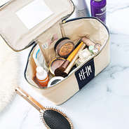 Inside of Essential Train Case