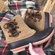 sherpa pull on duck boots with camel plaid blanket scarf