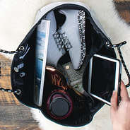 inside of neoprene tote with big zipper pocket