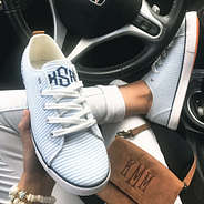 seersucker sneakers in car