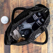 inside shot of black diamond quilted weekender