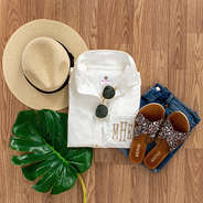 ootd of cheetah sandals with wood background