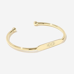 personalized bracelet in gold