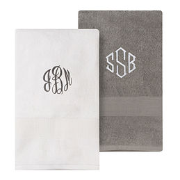 https://images.marleylilly.com/profiles/ml-product-list/product/109908/Va5-monogrammed-bath-towel-in-white-and-grey.jpg