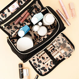 Personalized Carry All Toiletry Case | Marleylilly Personalized Carry All Toiletry Case | Marleylilly
