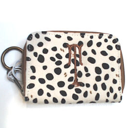BLOOPER: Monogrammed Keychain Wallet