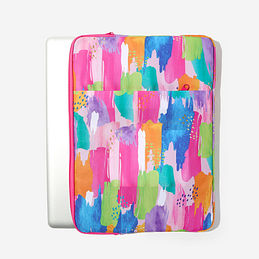 BLOOPER ACCESSORY: Blank Laptop Sleeve