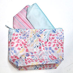 BLOOPER KIDS: Monogrammed Kids Toiletry Bag
