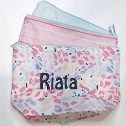 BLOOPER KIDS: Monogrammed Kids Toiletry Bag