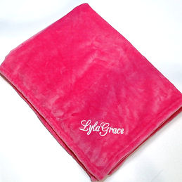 BLOOPER KIDS: Monogrammed Baby Blanket