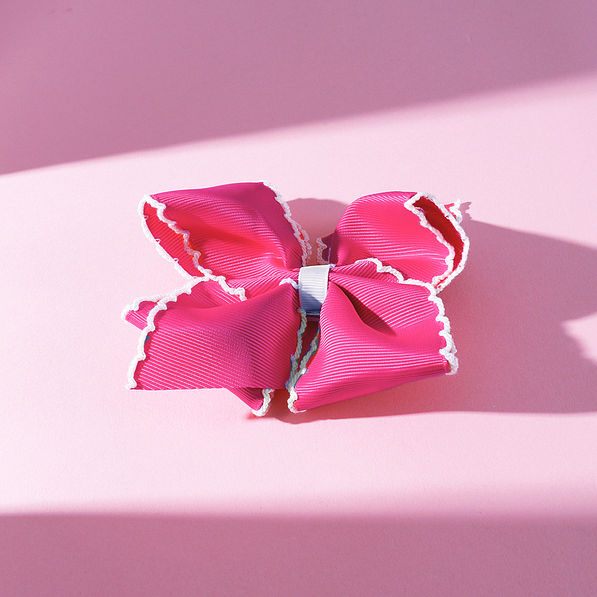 pink hair bow