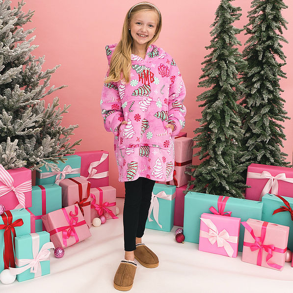 girl wearing blanket hoodie in fun and frosted
