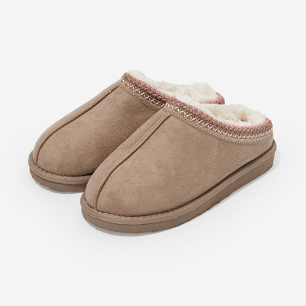 kids moccasins in tan pink