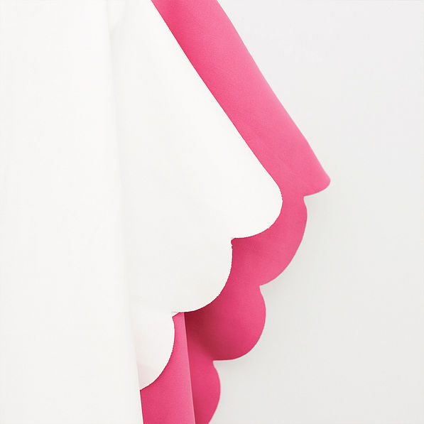 duo scalloped cover up up close