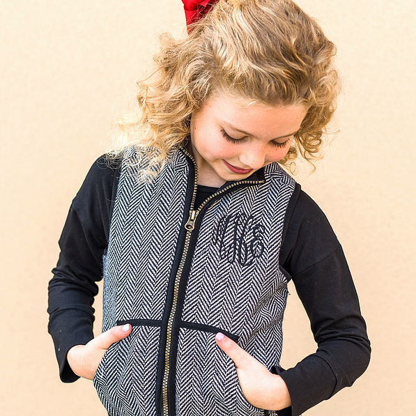 youth girls herringbone vest in black