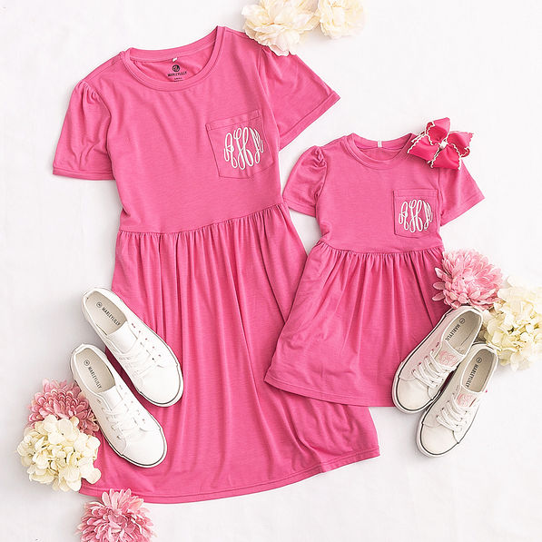 mom and me monogrammed hot pink t shirt dresses