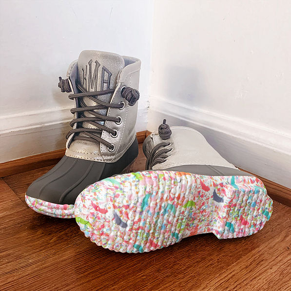 bottom of kids confetti duck boots