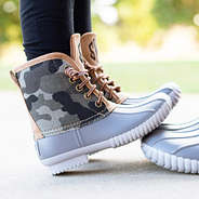 kids camo duck boots from the side